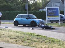 Automobilist en scooterrijder botsen in Rijssen: 1 gewonde