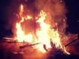 Het in brand steken van kerstbomen leidde onlangs in Alphen tot een kapot speeltoestel. Afgelopen weekend staken bewoners van een jeugdzorginstelling daar een kerstboom in brand en pleegden vernielingen.