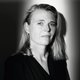 Cindy Hoetmer schrijft ook nu weer zonder poespas en met droge humor over haar leven: een welkome verademing