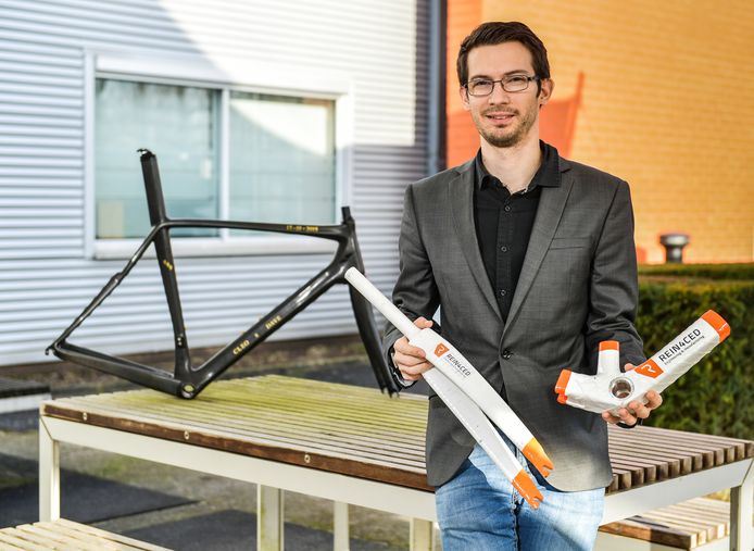 KUL-onderzoeker Michael Callens heeft een nieuw fietsframe ontworpen.