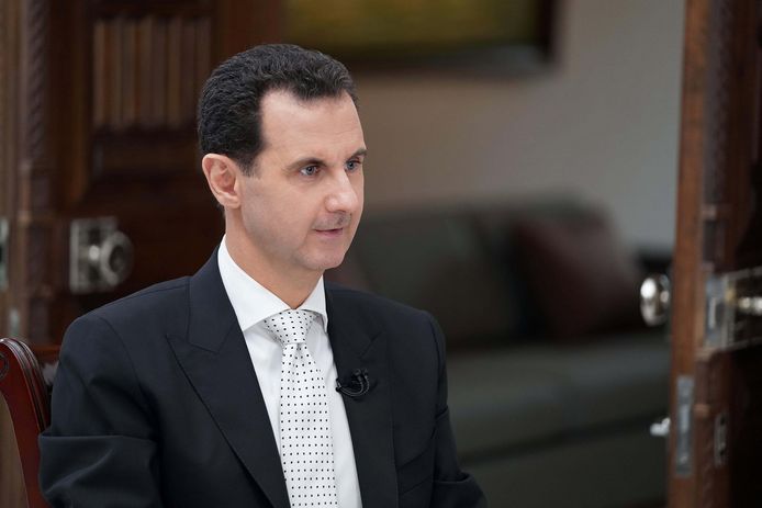 De Syrische president Bashar al-Assad. "We geven de voorkeur aan onderhandelingen. Maar als dat niet werkt, zullen we de gebieden van de SDF met geweld bevrijden", klonk het in een interview met de televisiezender Russia Today.