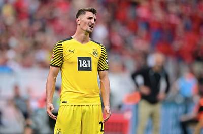 Slecht nieuws voor Rode Duivels? Meunier valt uit in nipte overwinning voor Dortmund: “Hij heeft doorgebeten, maar op bepaald moment werd het te veel”