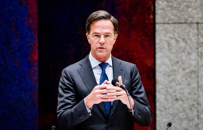 Premier Mark Rutte woensdag tijdens het plenaire debat in de Tweede Kamer over de ontwikkelingen rondom het coronavirus.