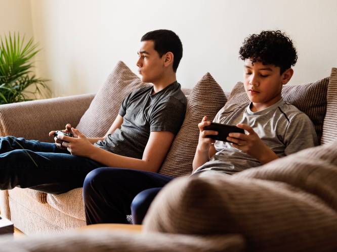 Expert waarschuwt voor meer gameproblemen bij jongeren. Zo help je je kind om weer controle te krijgen