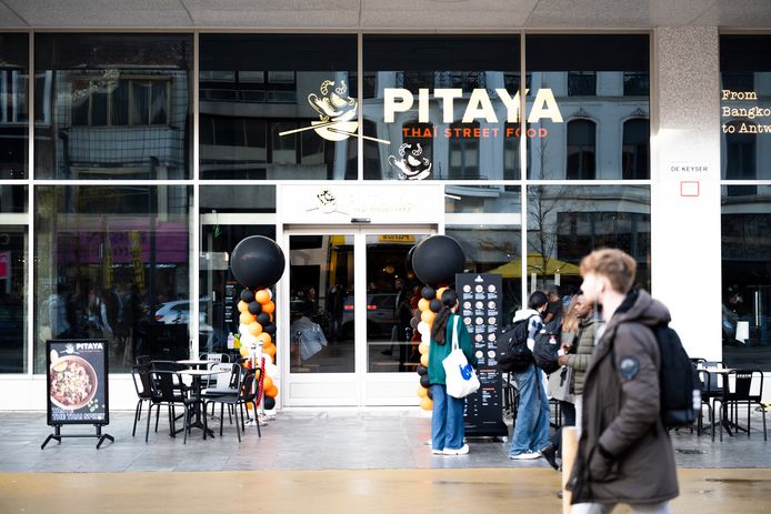 Pitaya in de Antwerp Tower.
