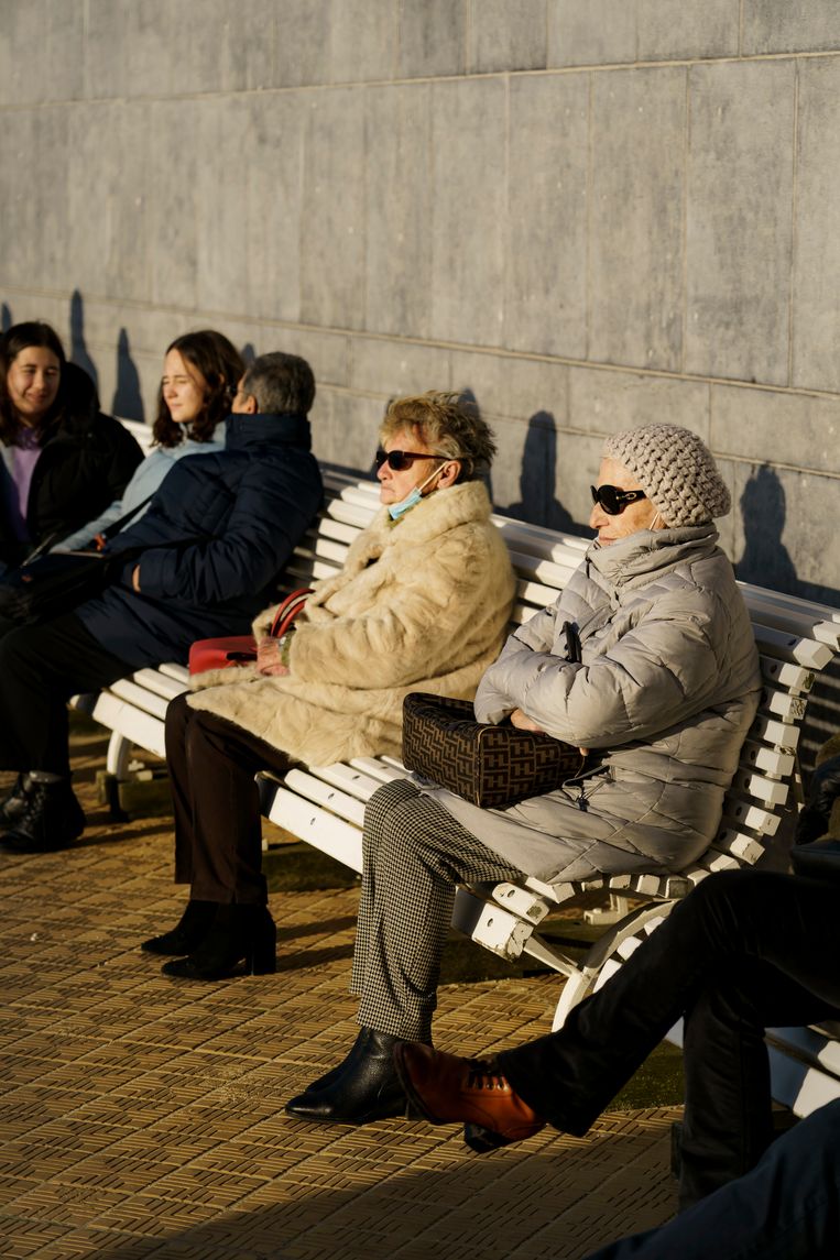 Een zonnige dag in Oostende. Beeld Eric de Mildt
