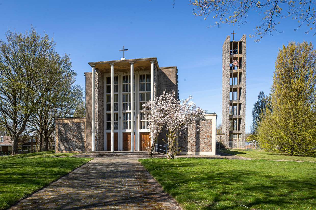 De Michaëlkerk trok in de jaren zestig landelijk de aandacht. Beeld Laurens Eggen