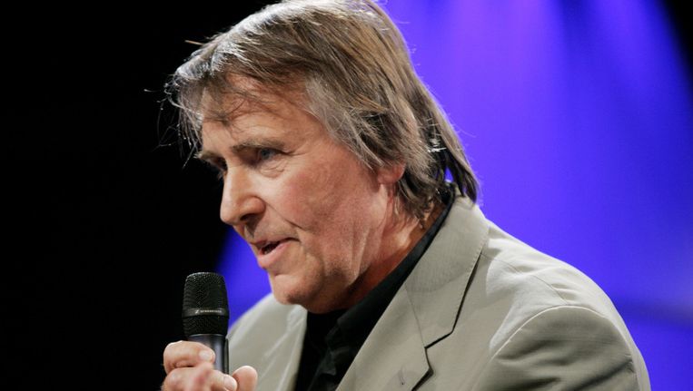 Martin Simek �Ik word zo moe van dat Nederlandse politiek