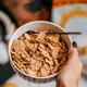 Vrouw deelt geniale truc om doos cornflakes te sluiten