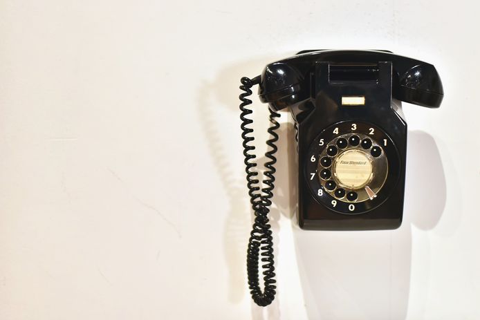 Om te leren telefoneren, moet je vaker bellen | Thomas Verbogt ...