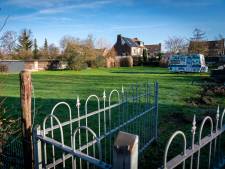 Domper voor ouderen: bouwplan Vriezenenck in de koelkast, grond komt via online veiling te koop