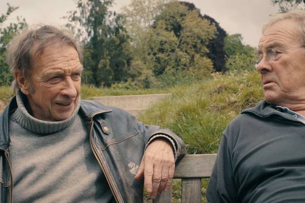 Het Uur van de Wolf: Alex Roeka - Engel en beest