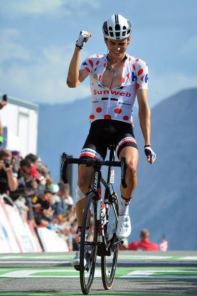 Kijk hier hoe Barguil naar zijn tweede ritzege soleerde