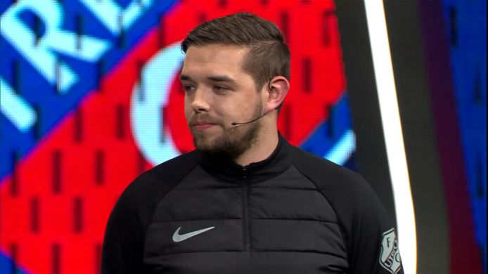 Jaey Daalhuisen (foto, FC Utrecht) neemt het in de kwartfinale van de eDivisie 2019/2020 op tegen PEC Zwolle.