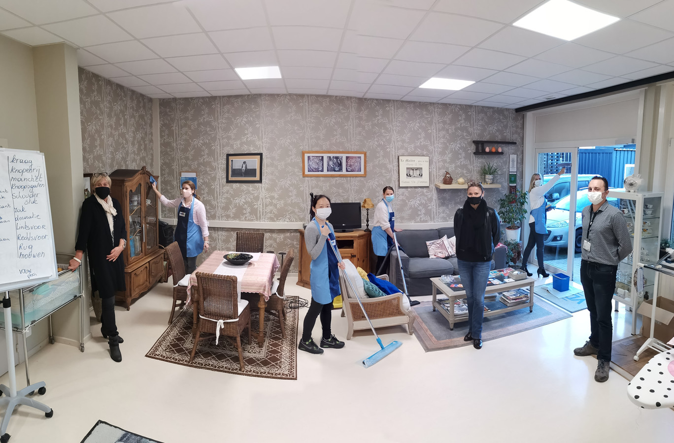 Oostendenaars afgestudeerd als huishoudhulp dankzij mobiele opleiding Foto hln.be