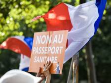 En France, le port du masque ne sera plus obligatoire dans les lieux où le pass sanitaire est exigé