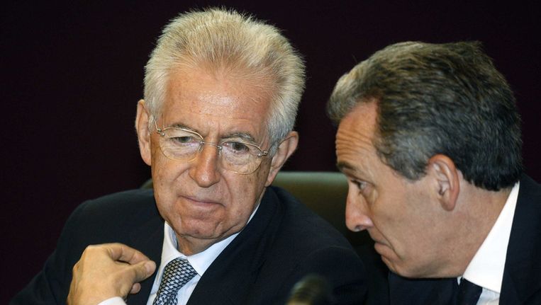 Mario Monti en Vittorio Grilli Beeld ap