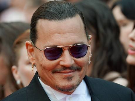 Ému aux larmes, Johnny Depp s’offre une standing ovation de sept minutes à Cannes