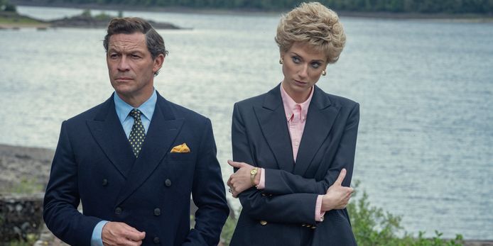 Dominic West als Charles en Elizabeth Debicki als Diana in 'The Crown'.