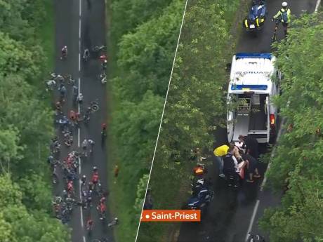 Weer wonden likken bij Visma: Van Baarle en Kruijswijk slachtoffer van zware val in Dauphiné
