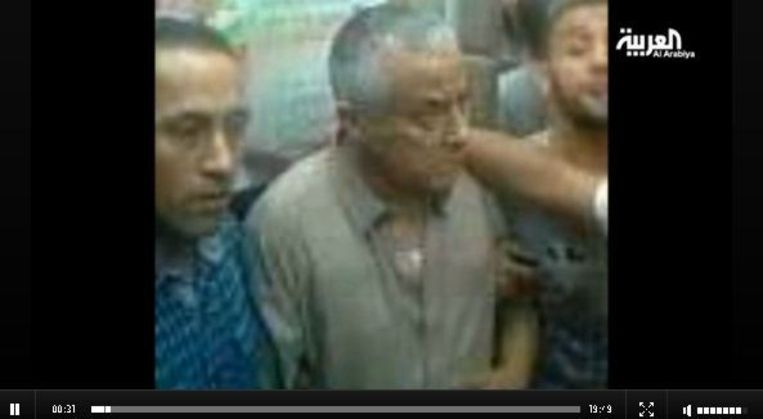 Beeld van de ontvoerde premier zoals wordt uitgezonden op de zender al-Arabiya. Beeld screenshot