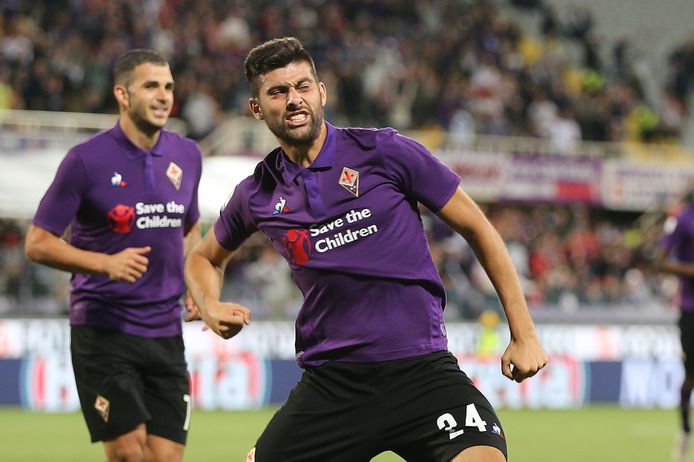 Marco Benassi juicht na zijn goal namens Fiorentina.