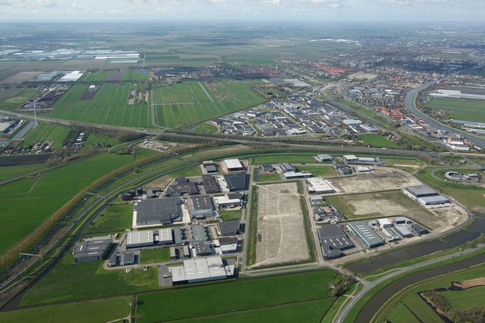 Bedrijventerrein Gouwepark vanuit de lucht.