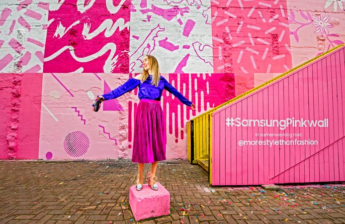 ongerustheid klep Zes Pink wall wordt nog deze week ontdaan van graffiti | Rotterdam | AD.nl