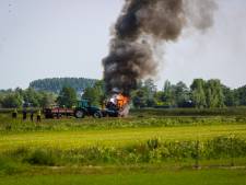 Graafmachine uitgebrand in weiland Stolwijk  