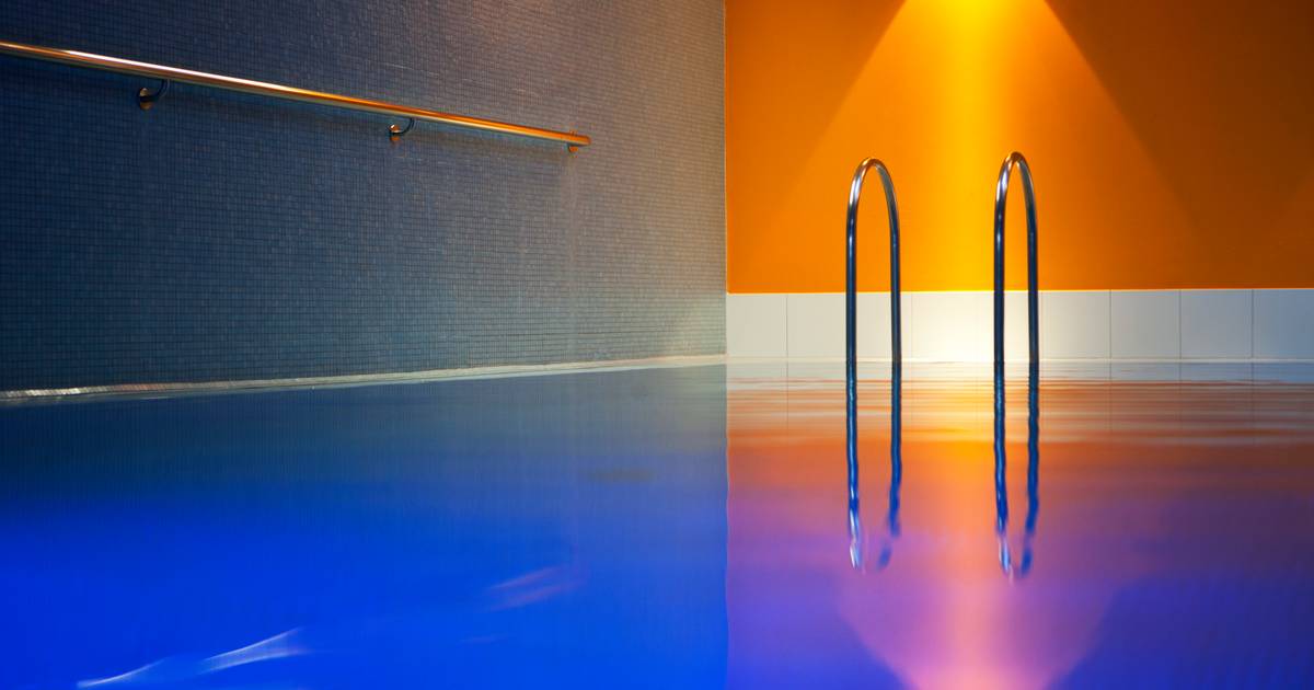 Buren vinden zwembad onder grachtenpand slecht idee 