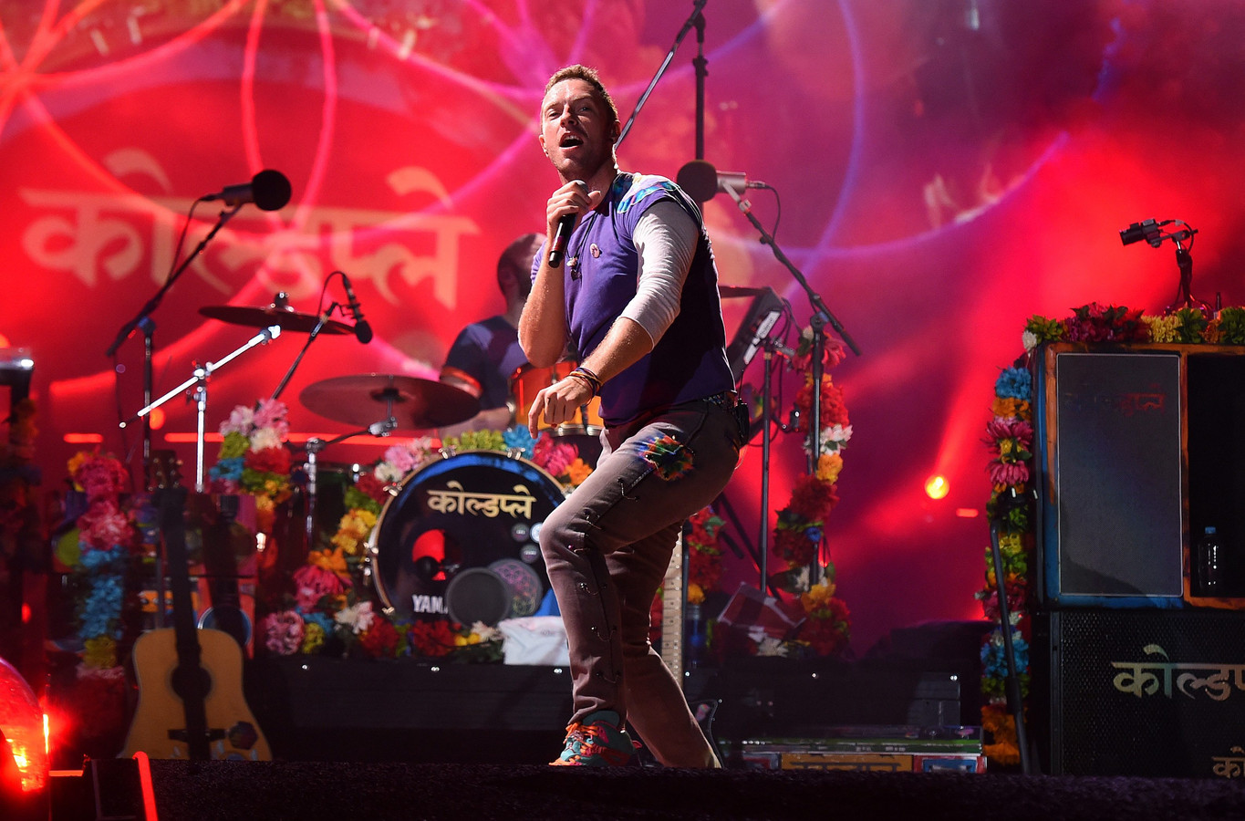 Coldplay touring. Coldplay Champion of the World.