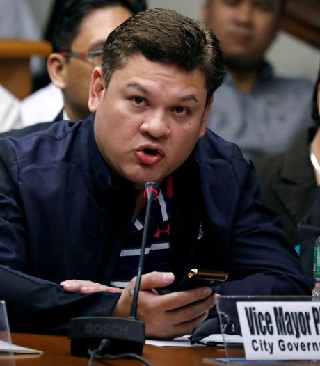 Impliqué dans un trafic de drogue, le fils de Rodrigo Duterte démissionne