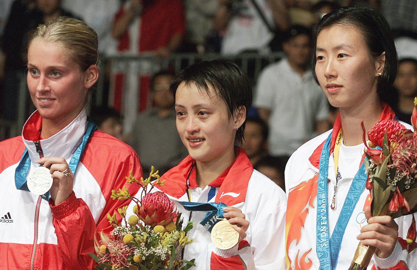 Gong Zhichao (midden), Camilla Martin (links) en Ye Zhaoying (rechts).