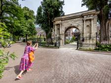Groningen wil zijn Herepoort terug: ‘Doodzonde dat onze Arc de Triomphe in Amsterdam staat’
