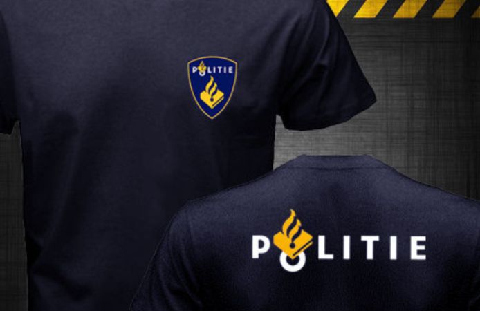 slogan Seraph Gebruikelijk Nepkleding van politie te koop bij webwinkels | Binnenland | AD.nl