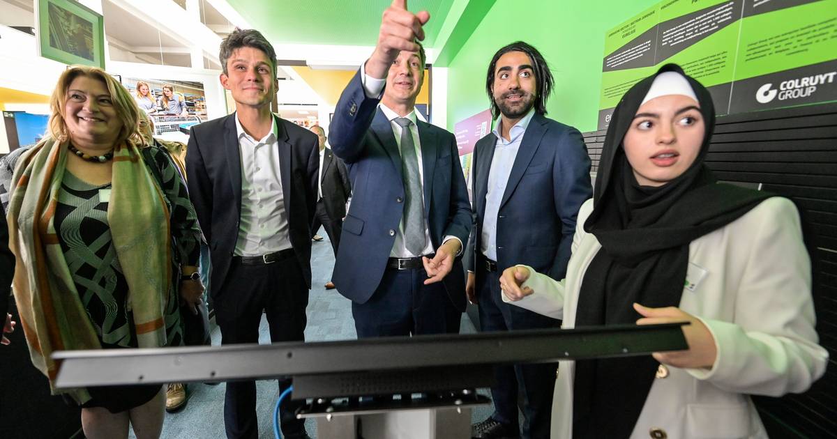 Premier De Croo bezoekt nieuwe hoogtechnologische jobhub voor