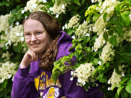 Helmie (18) kreeg als eerste een chemobehandeling in Prinses Máxima Centrum: ‘Ik dacht: ga ik dood?’
