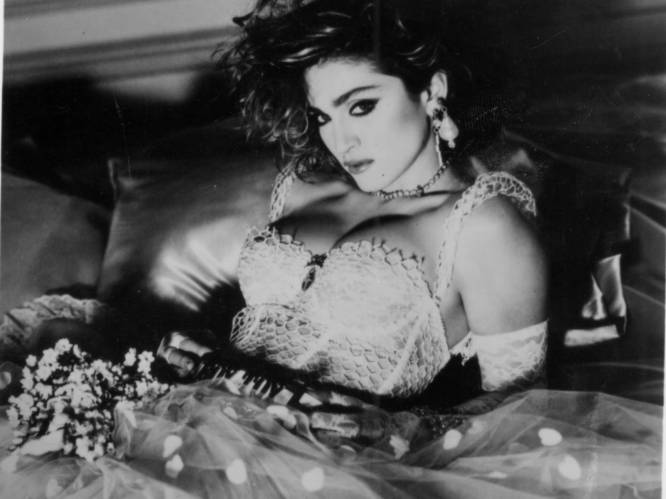 Madonna wordt 60: haar meest iconische outfits op een rij