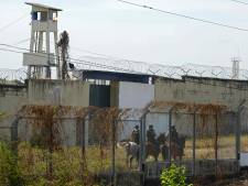 Meer dan 100 gedetineerden gedood tijdens bloedige gevangenisoproer in Ecuador
