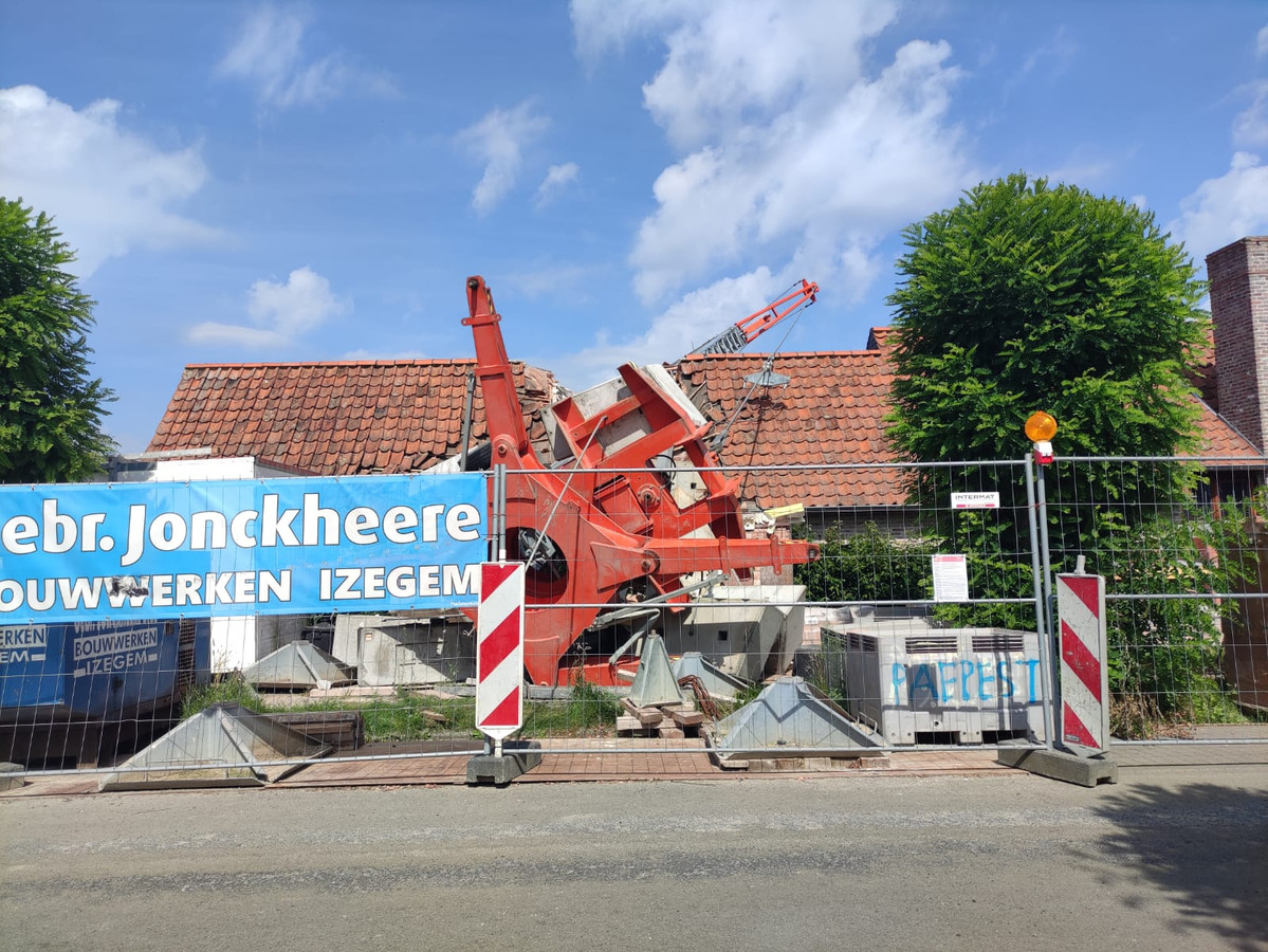 une-grue-s-effondre-sur-une-maison-courtrai-les-habitants