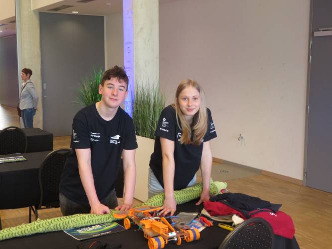 Sint-Catharinacollege leerlingen schitteren in Solar Olympiade finale met SolarDragon wagen