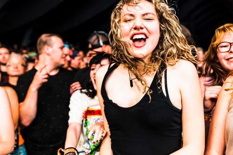 Sfeer bij Sons, RW22 Beeld Koen Keppens
