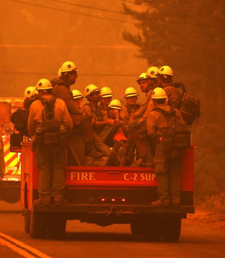 Duizenden mensen op de vlucht voor bosbrand in populaire toeristenplaats Californië
