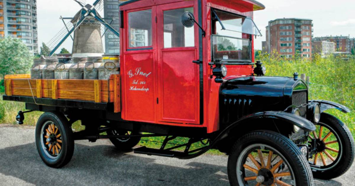 Oldtimershow tijdens Open Monumentendag in Haastrecht