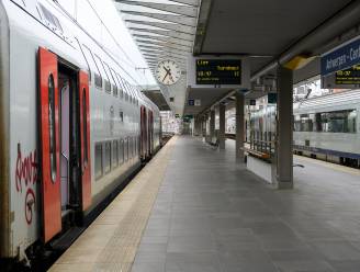 NMBS belooft 2.000 treinen extra per week tegen 2026 en schrapt geen haltes