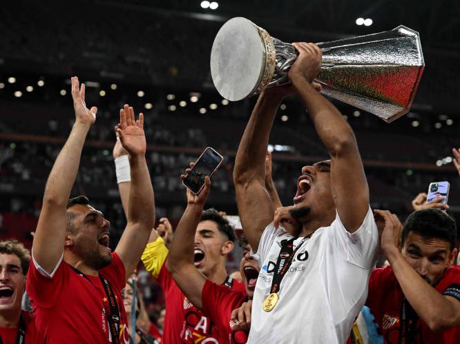 Sevilla met invaller Rekik wint wéér de Europa League