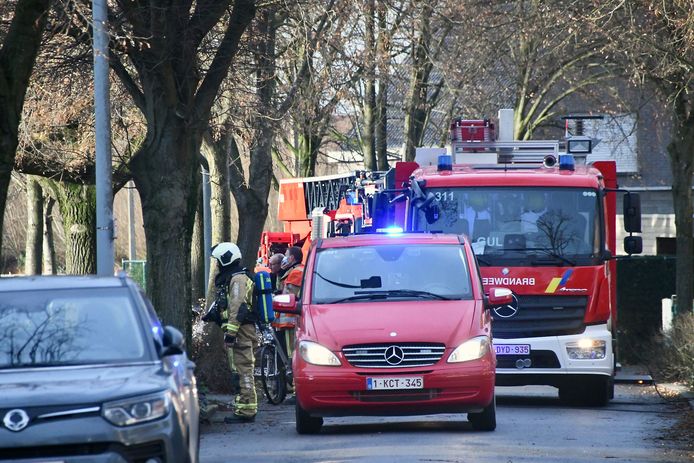 De brandweer repte zich naar de woning van een hoogbejaarde man in De Linde, in Moorsele.