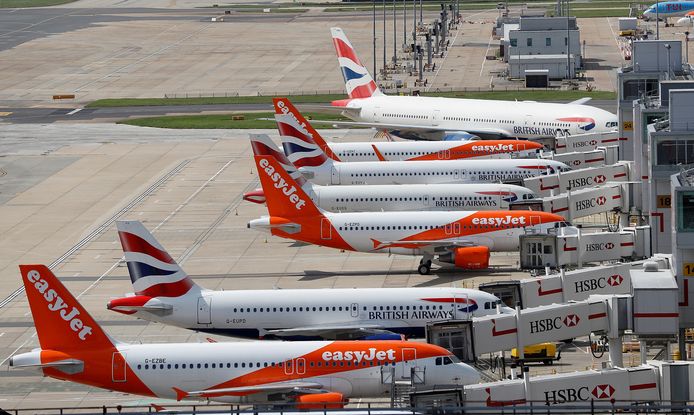 EasyJet heeft donderdag zo'n 200 vluchten door heel Europa geannuleerd vanwege een ‘IT-probleem’.