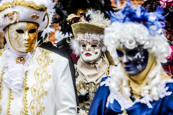 Costumés 2023 in Brugge.