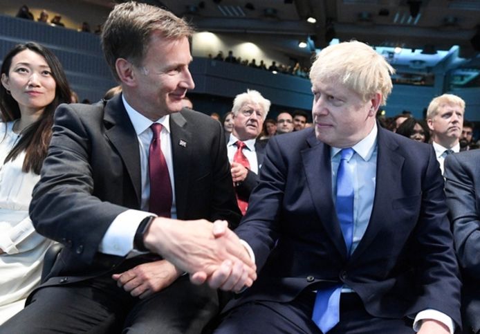 Jeremy Hunt moest het onderspit delven voor Boris Johnson.